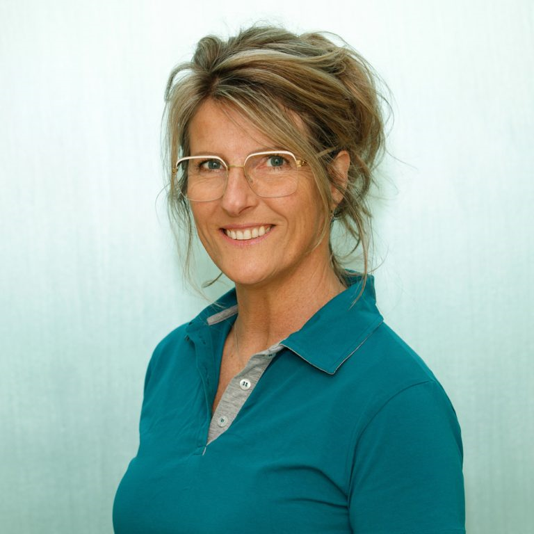 Joyce Heeskens, tandartsassistent